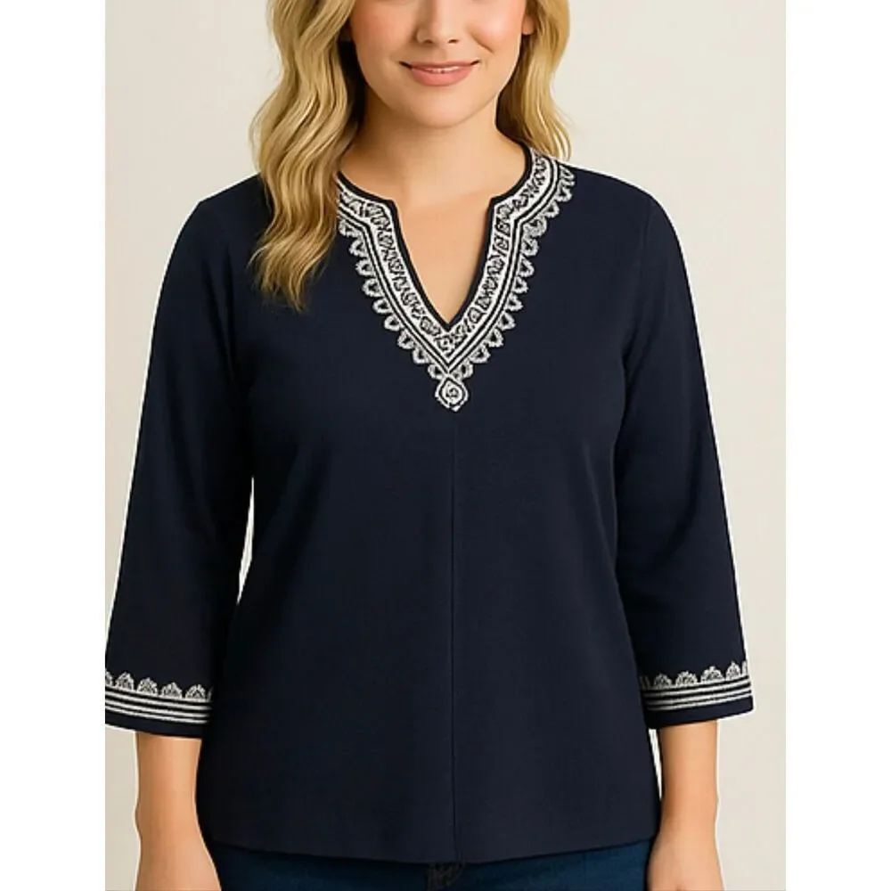 Lilly Pulitzer navy embroidered notch neck tunic xs